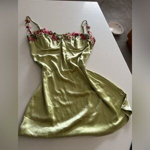 Princess Polly, green summer dress with flowers and tag still on